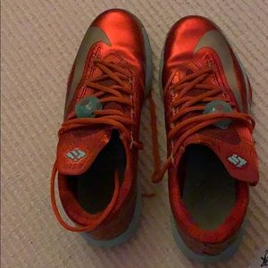 Nike KD basketball shoes low top